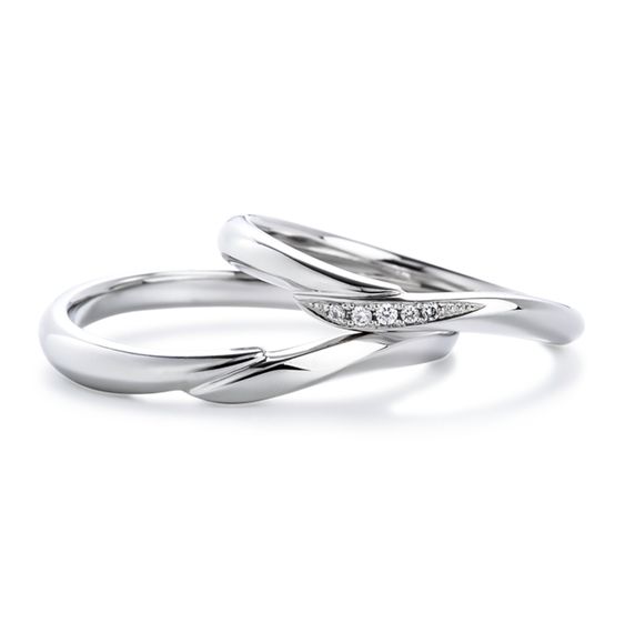 Có nên đeo nhẫn chật không? Hướng dẫn cách tháo nhẫn quá chật