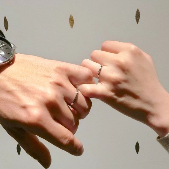 Giá nhẫn bạc đôi là bao nhiêu?