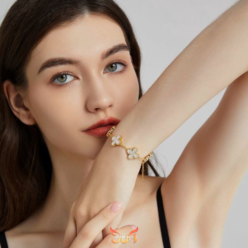 Top 5 lắc tay vàng 18k dưới 3 triệu: Tôn vinh sự sang trọng và đẳng cấp