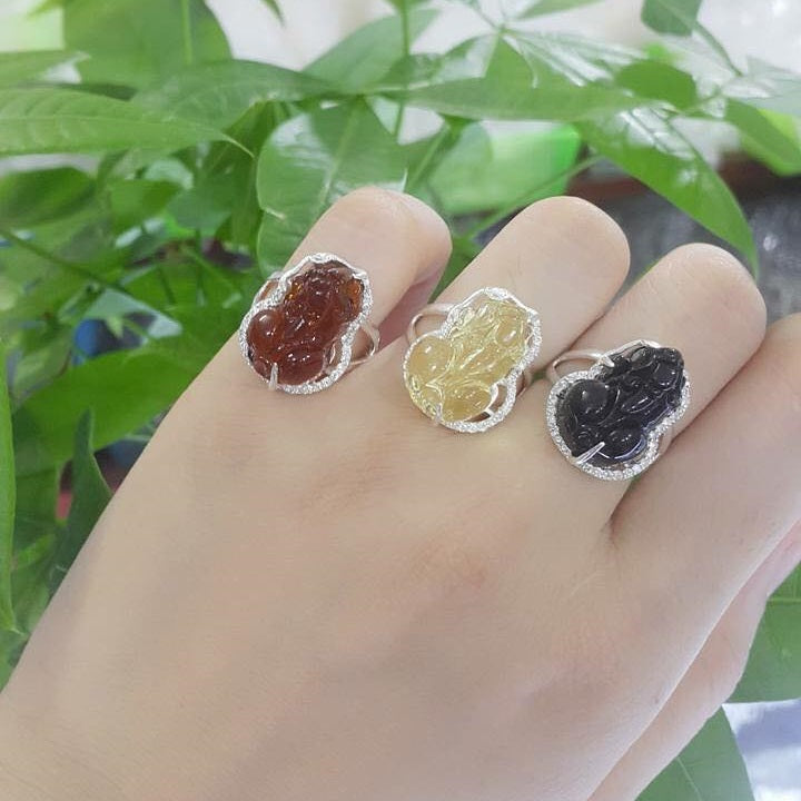 Nhẫn phong thủy nữ: Cách đeo để gặp may mắn, hút tài lộc