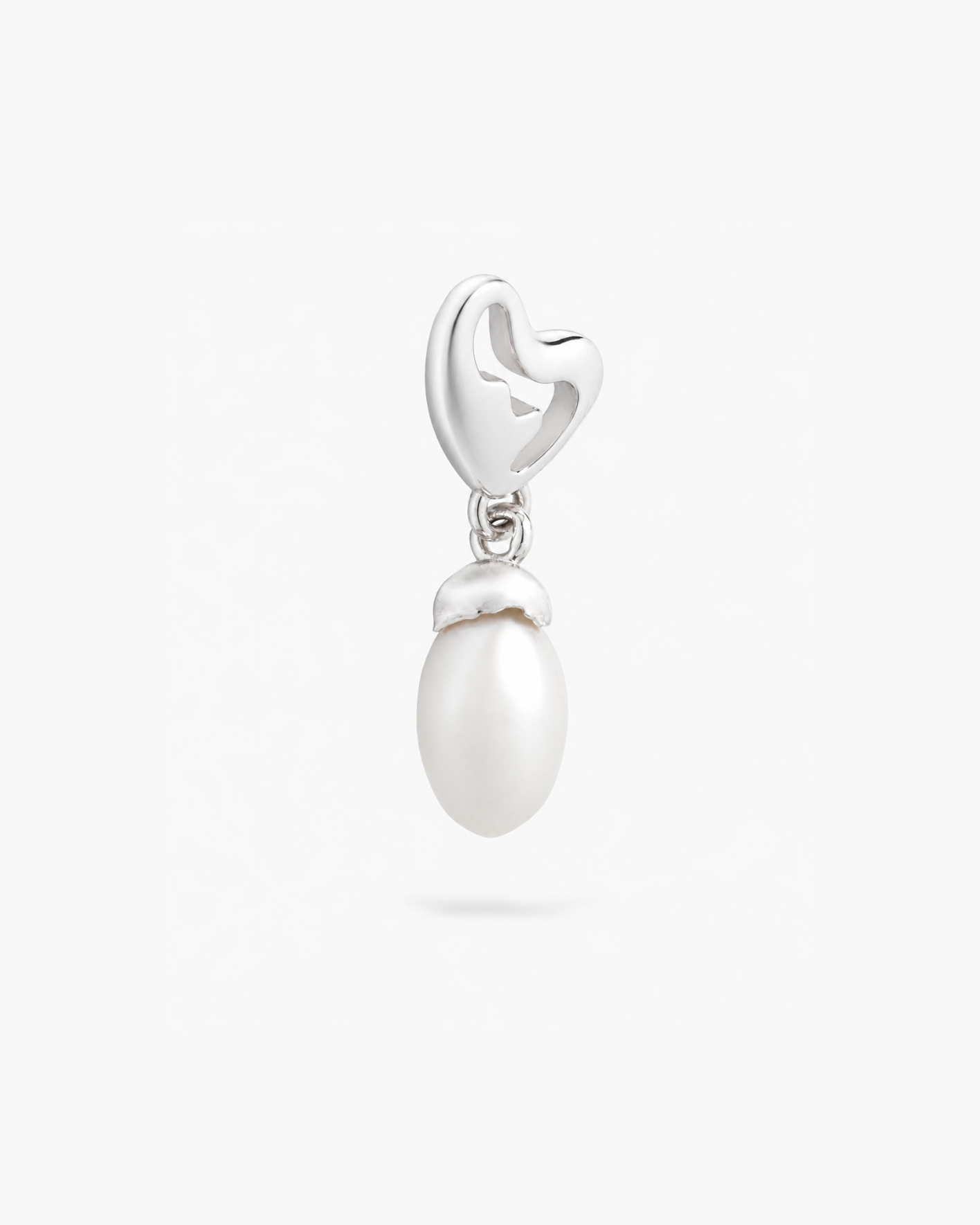 Sweet AMA Pearl Earring - Heart Ofthesun