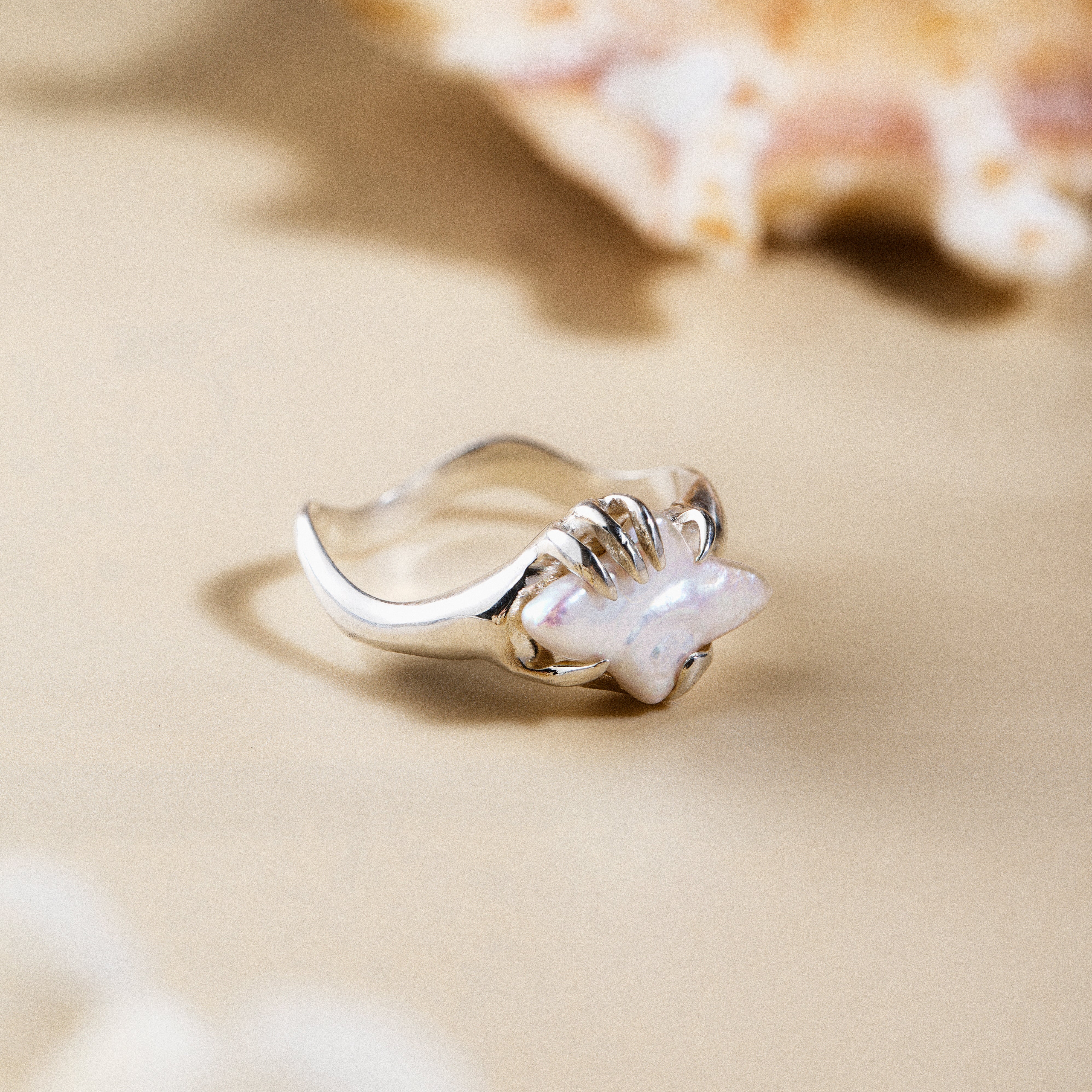Crystal Sheen Ring - Ofthesun