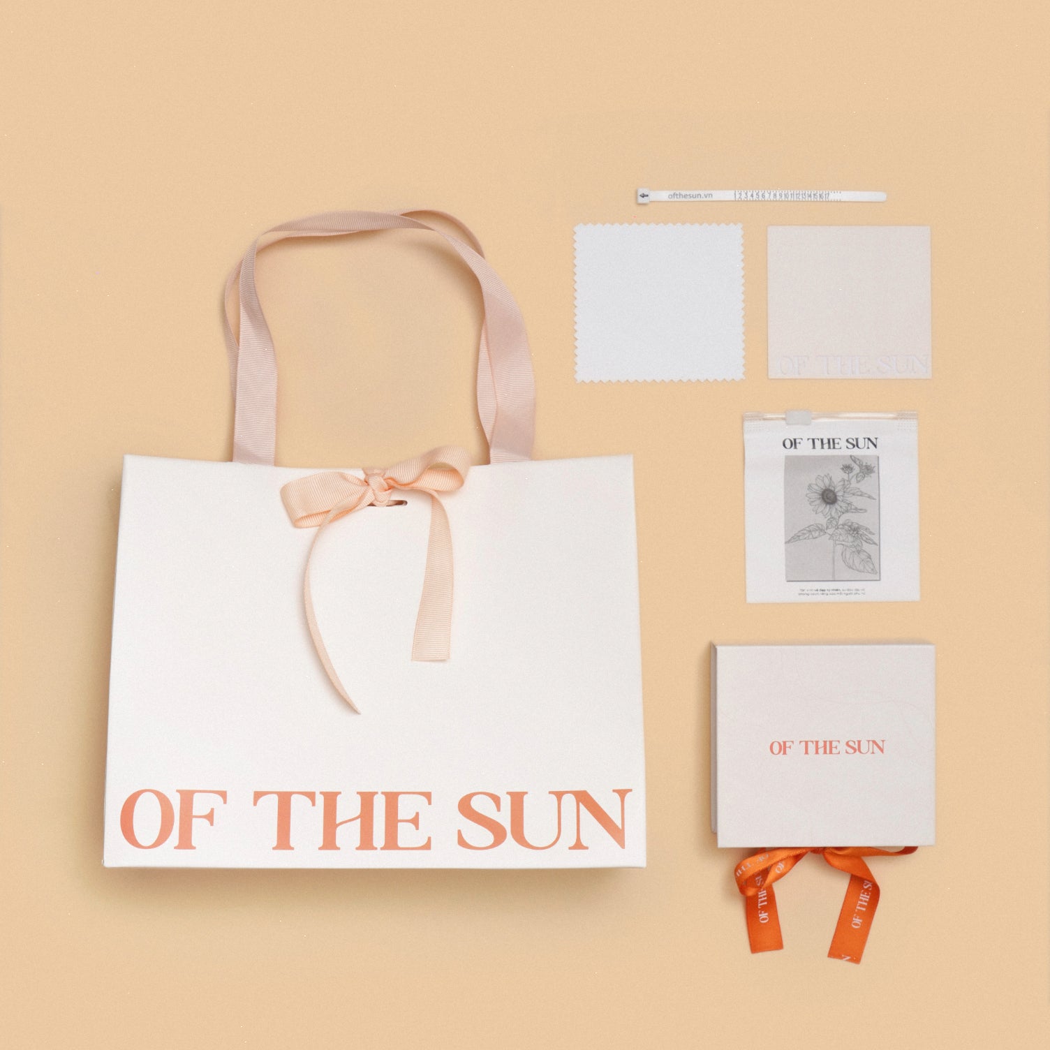 Dulcie Ring - Mellifera Of The Sun