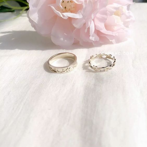 Top 5 nhẫn bạc đôi 925: Sự lựa chọn hoàn hảo cho tình yêu của bạn
