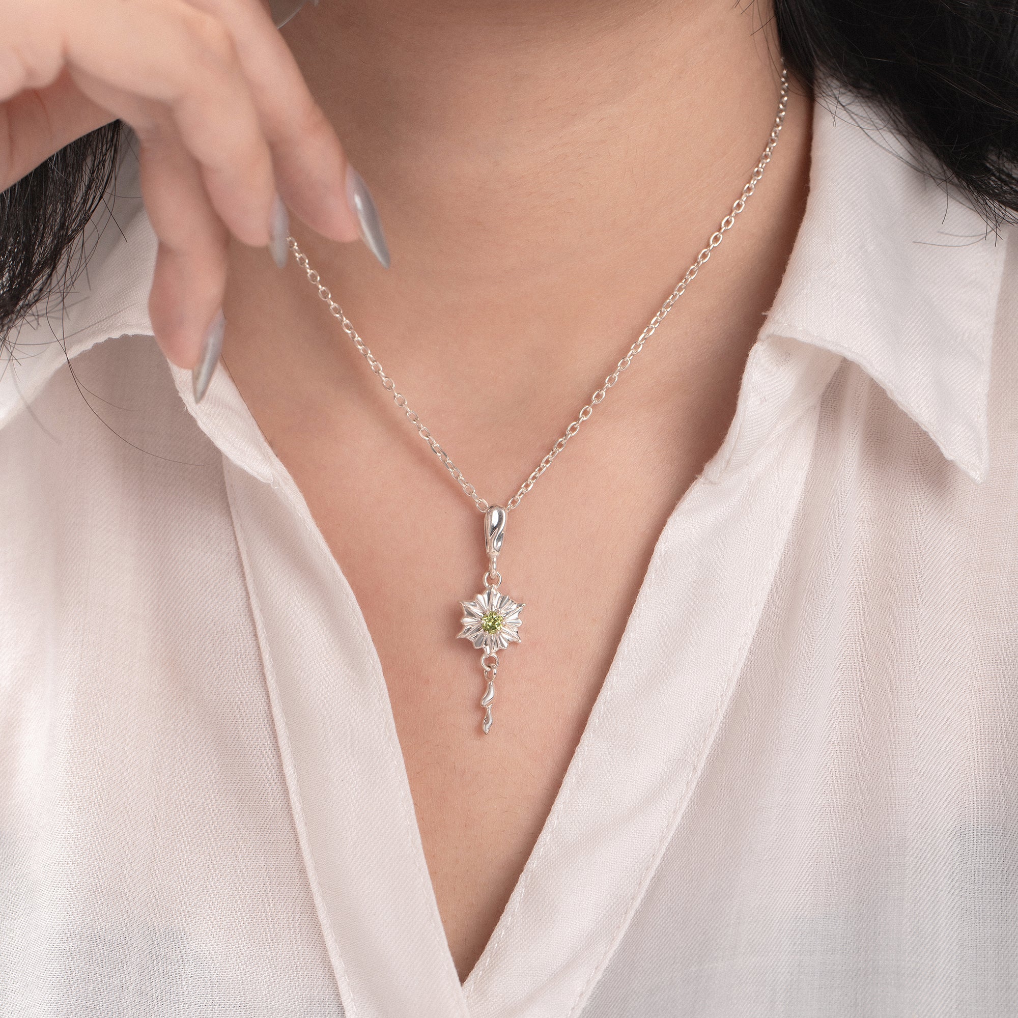 Twilight Snowdrop Pendant Ofthesun