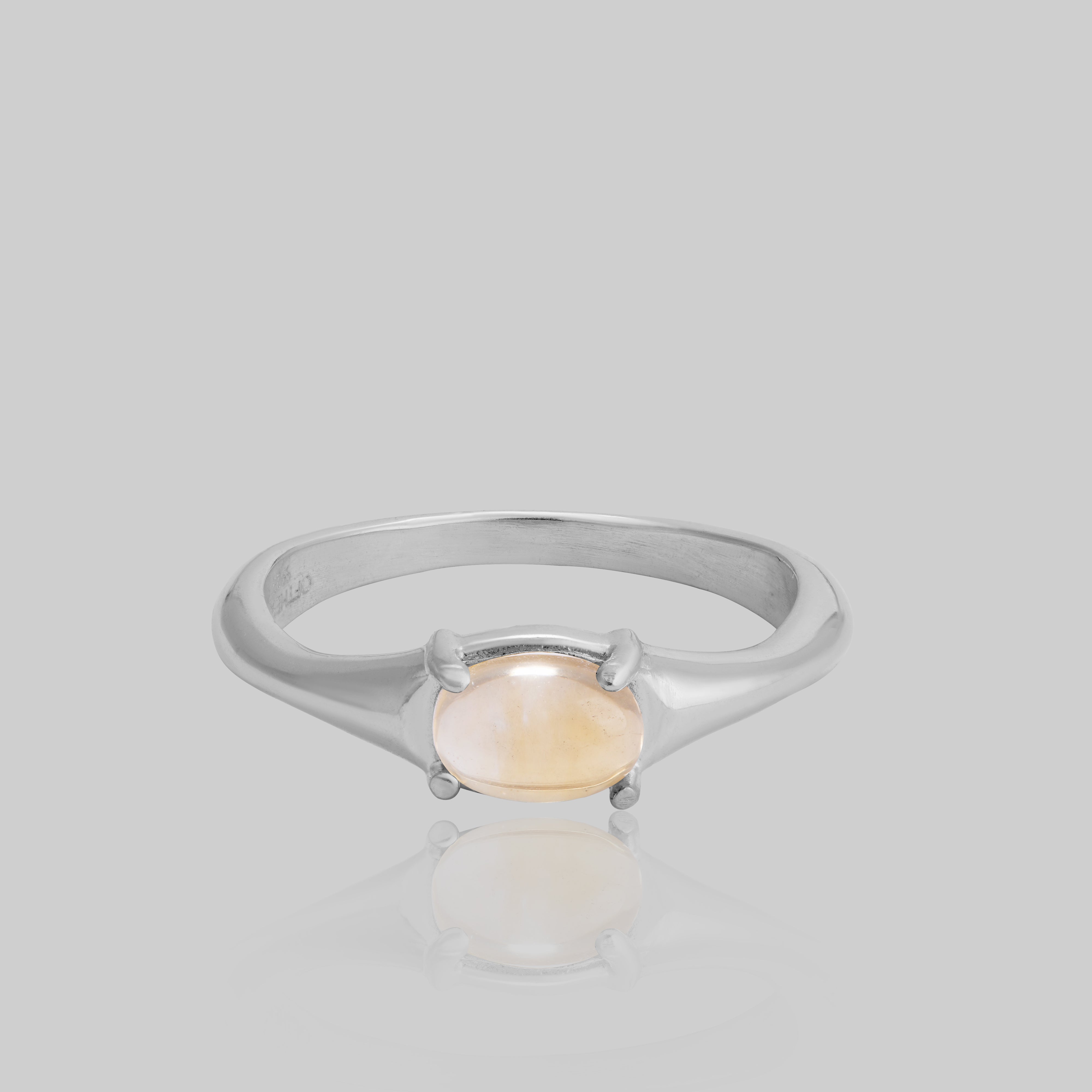 Navaa Ring Ofthesun