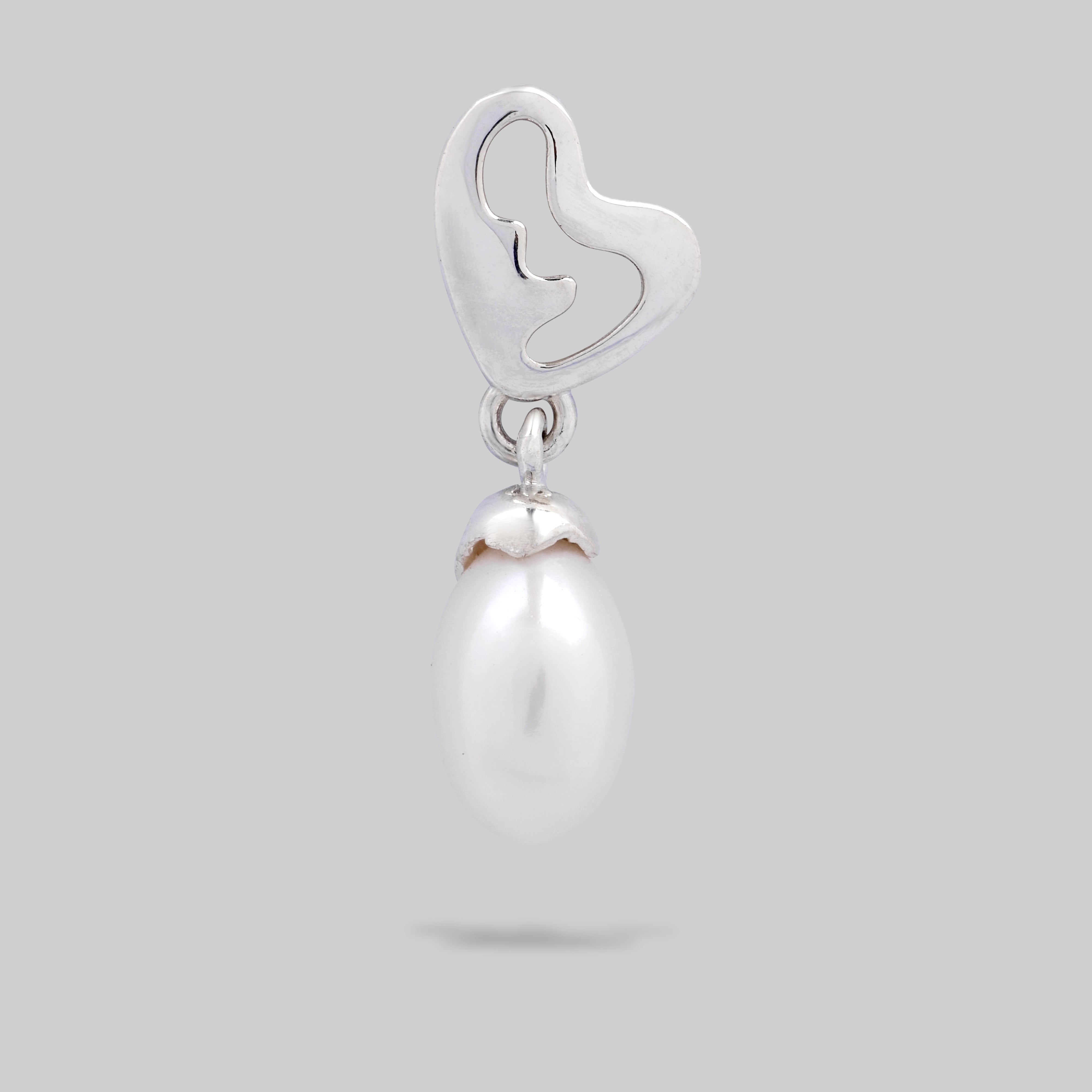 Sweet AMA Pearl Earring - Heart Ofthesun