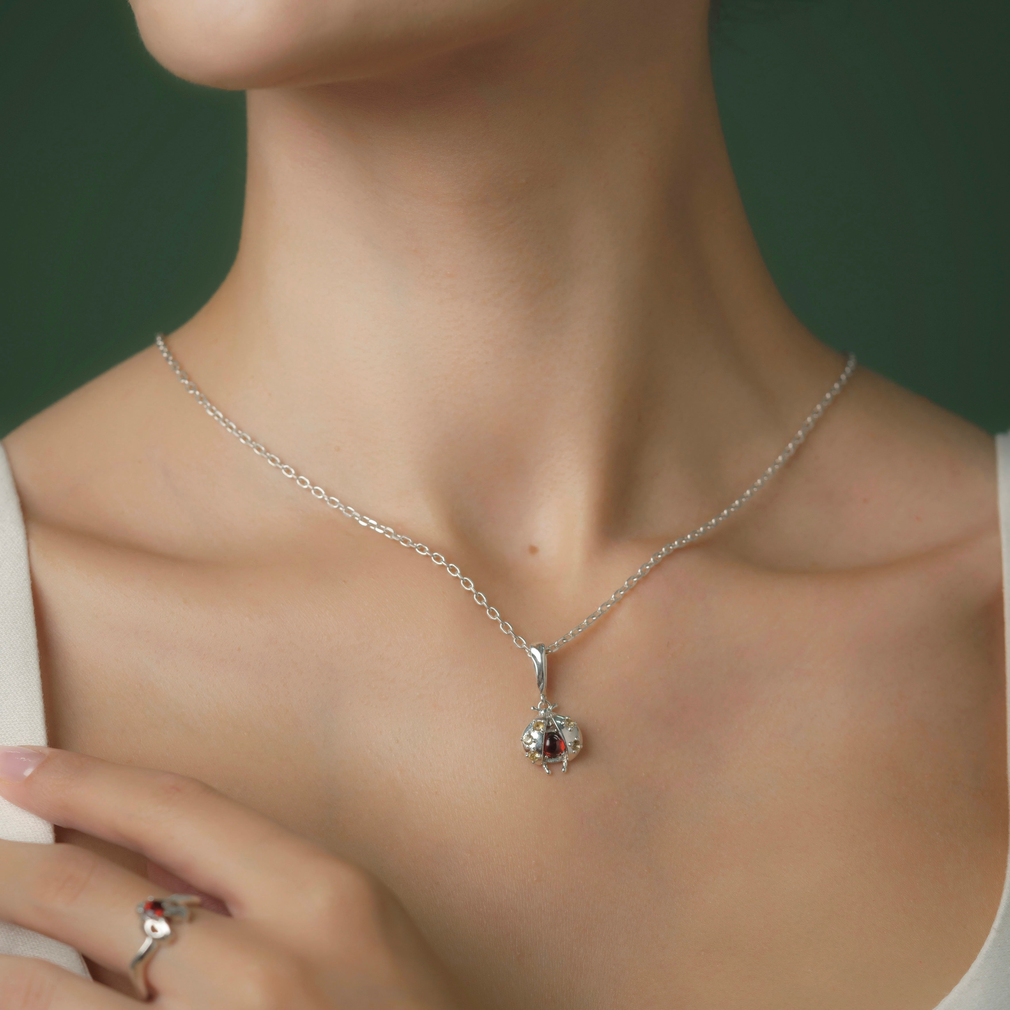 Amoria Pendant - Gratia OfTheSun