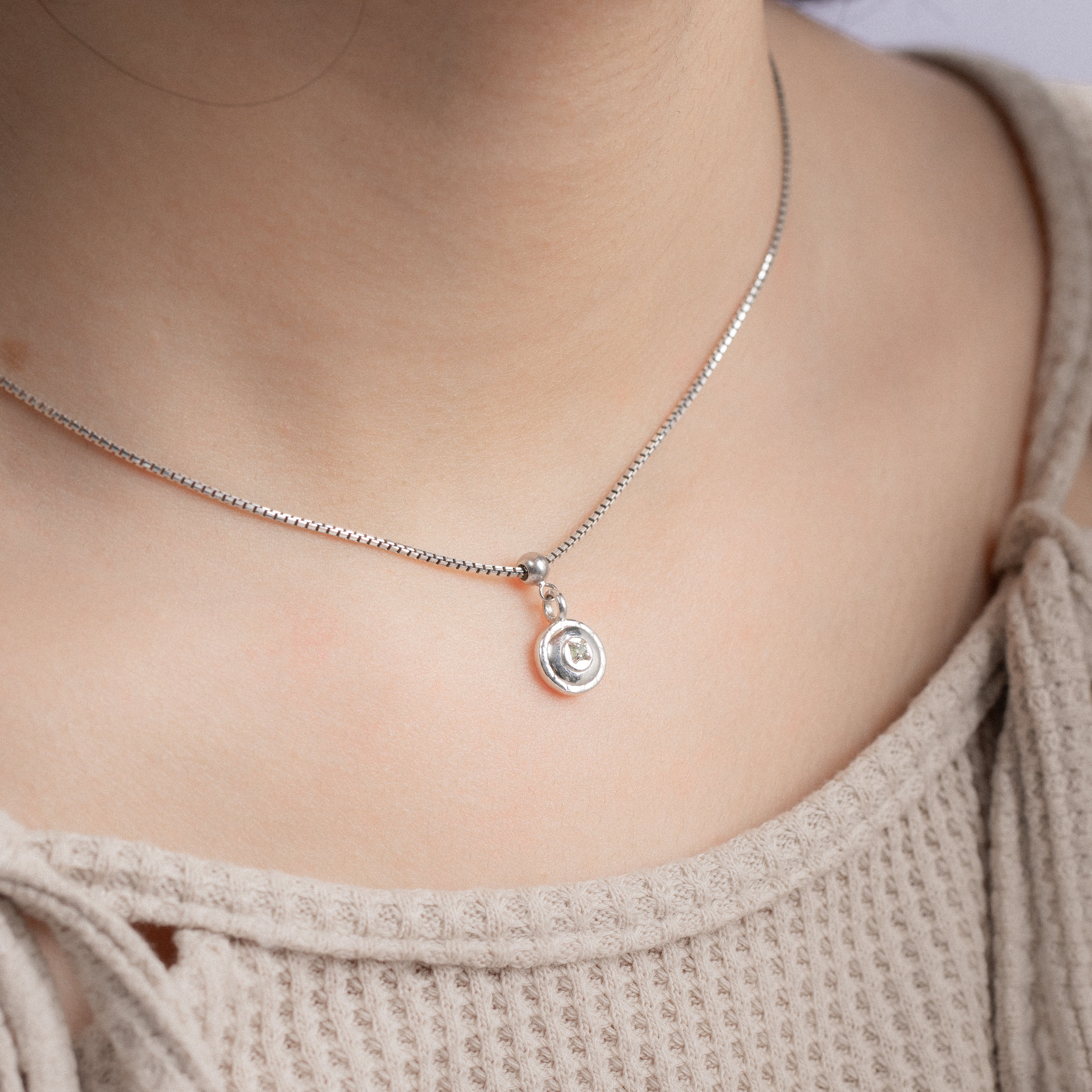 Mirora Charm - Eyeverse OfTheSun